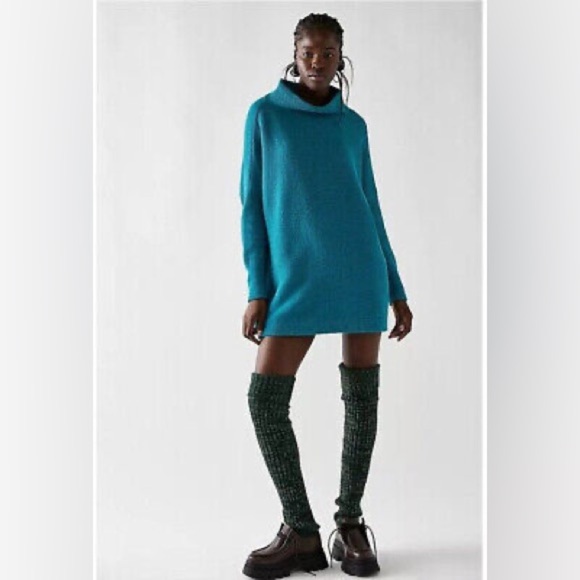 Free People Ottoman 100% Cashmere Sweater Oversized Sz XS Jeweled Turquoise - Picture 1 of 6
